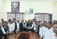 घोडेगाव वकील संघाच्या अध्यक्ष पदी अँड. संजय आर्विकर यांची निवड